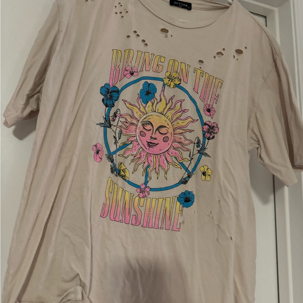 Cream Graphic Tee with Sun and Flowers